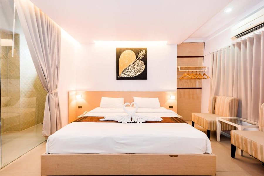Lokal Hotel Phuket — Guest room