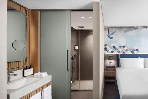Lokalist Istanbul a Tribute Portfolio Hotel Istanbul — Bathroom