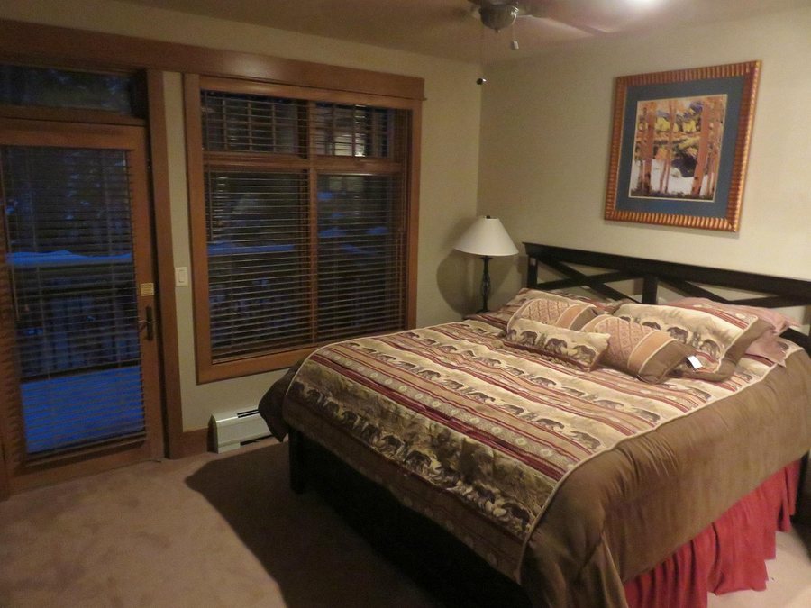 Lone Eagle Condos at River Run Village — Guest room