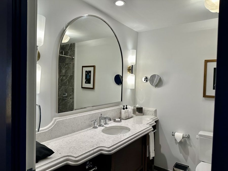 Longman Eagle Chicago Illinois — Bathroom