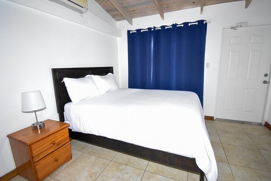 Lord Nelson Hotel Residences — Guest room