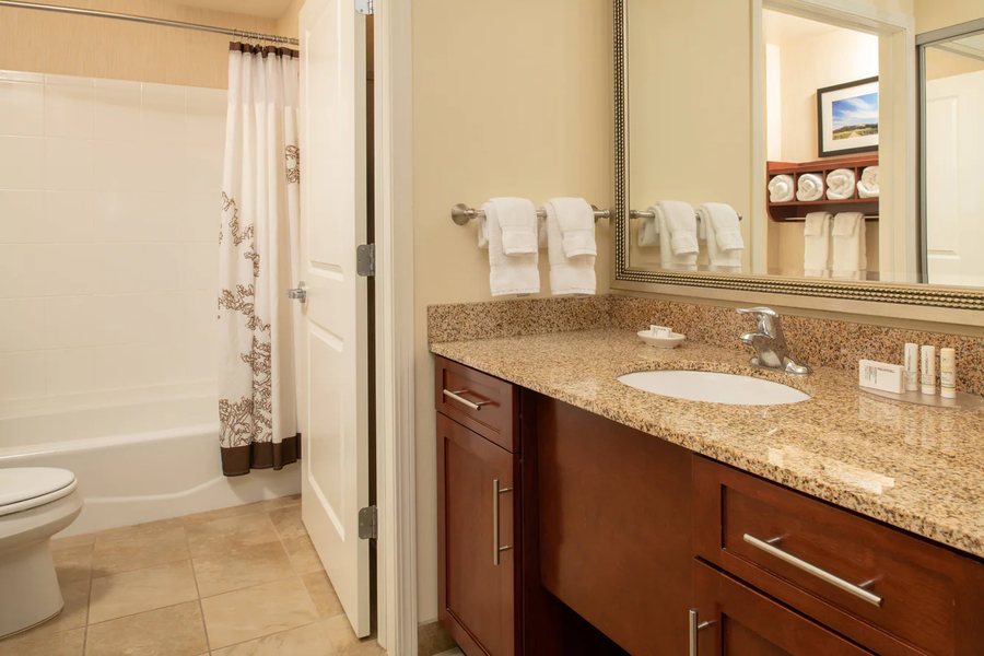 Loreley Resort — Bathroom