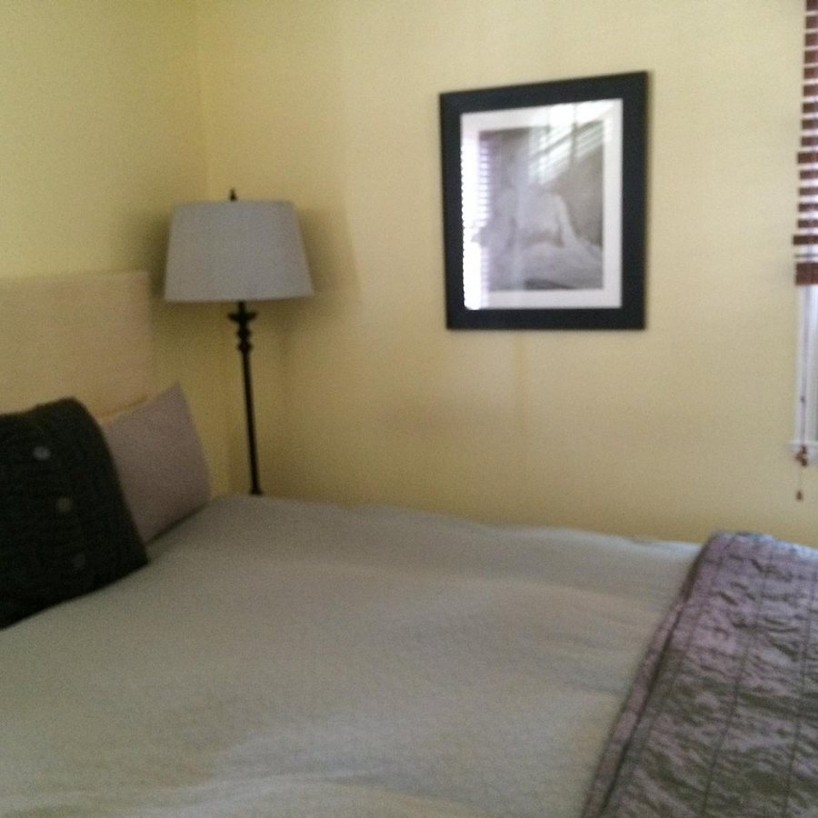 Los Feliz Lodge Los Angeles California — Guest room