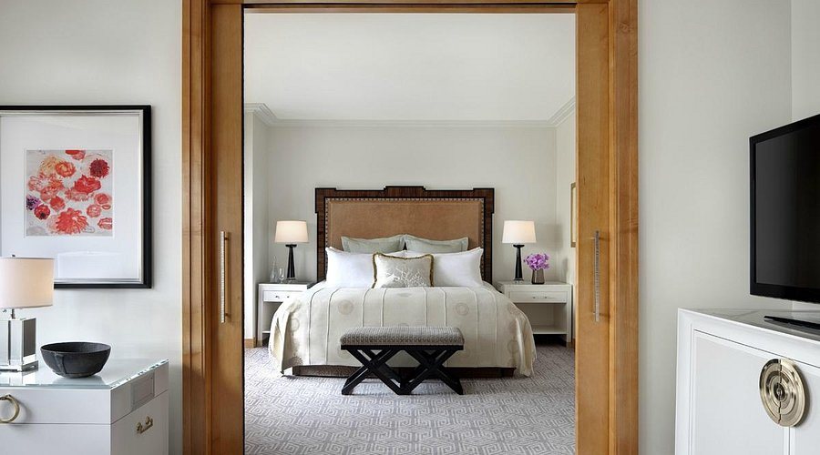 Lotte New York Palace — Guest room