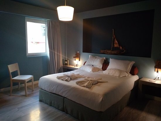 Lotus Center Apartments — Guest room