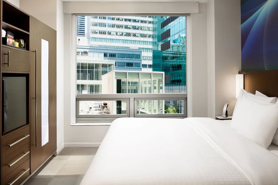 LUMA Hotel Times Square — Guest room