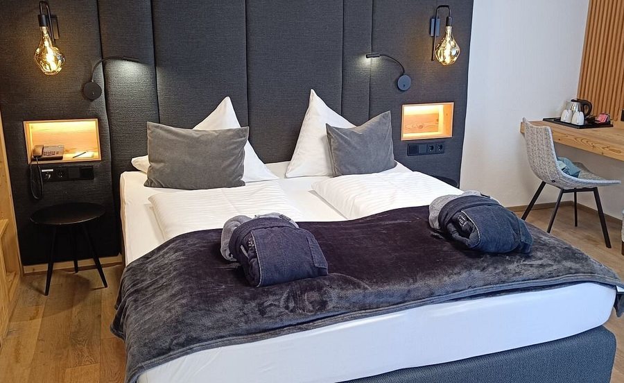 Lurzerhof Nature Spa Resort — Guest room