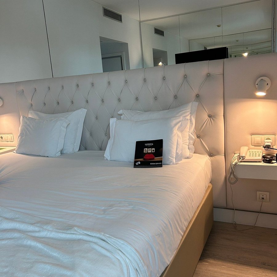 Lutecia Smart Design Hotel — Guest room