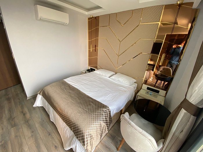 Luxury Airport Hotel Istanbul — Guest room