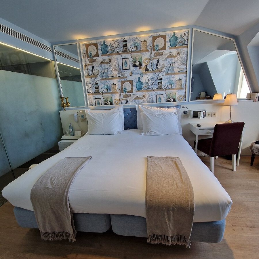 LX Boutique Hotel — Guest room