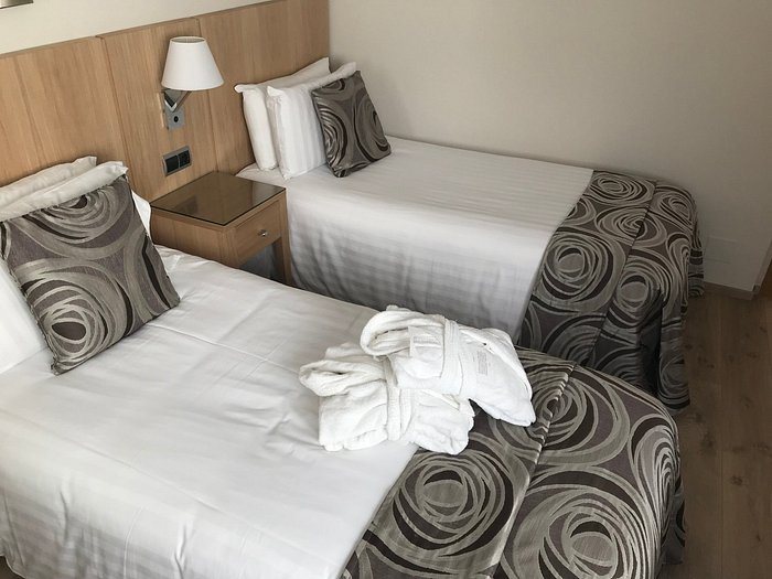 Macdonald Leila Playa Resort — Guest room