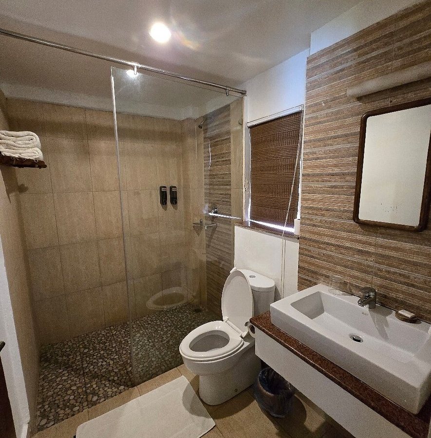 Machan Country Villa — Bathroom