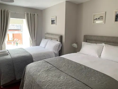Madelines Accommodation — Guest room