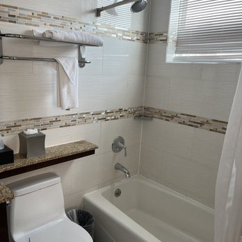 Madison LES Hotel New York City New York — Bathroom
