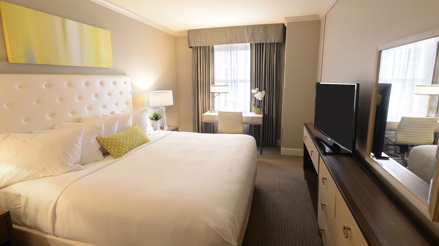 Magnolia Hotel St Louis a Tribute Portfolio Hotel — Guest room