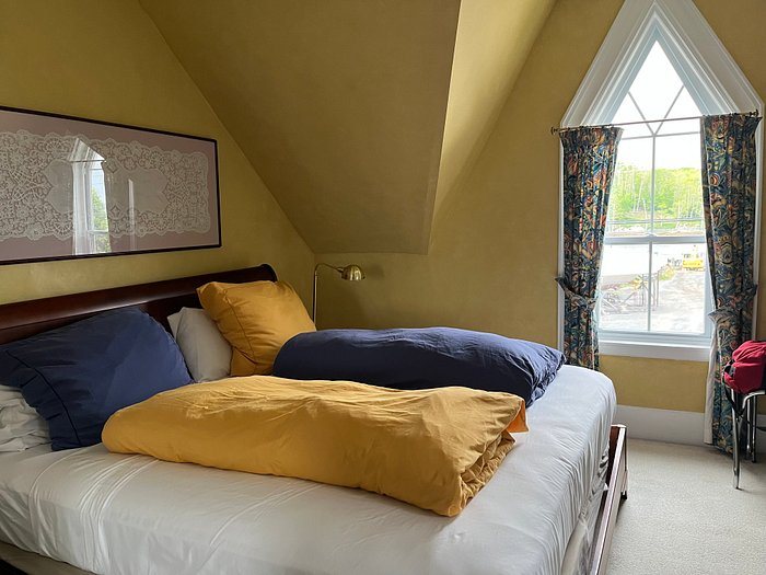 Mahone Bay Bed and Breakfast — Guest room