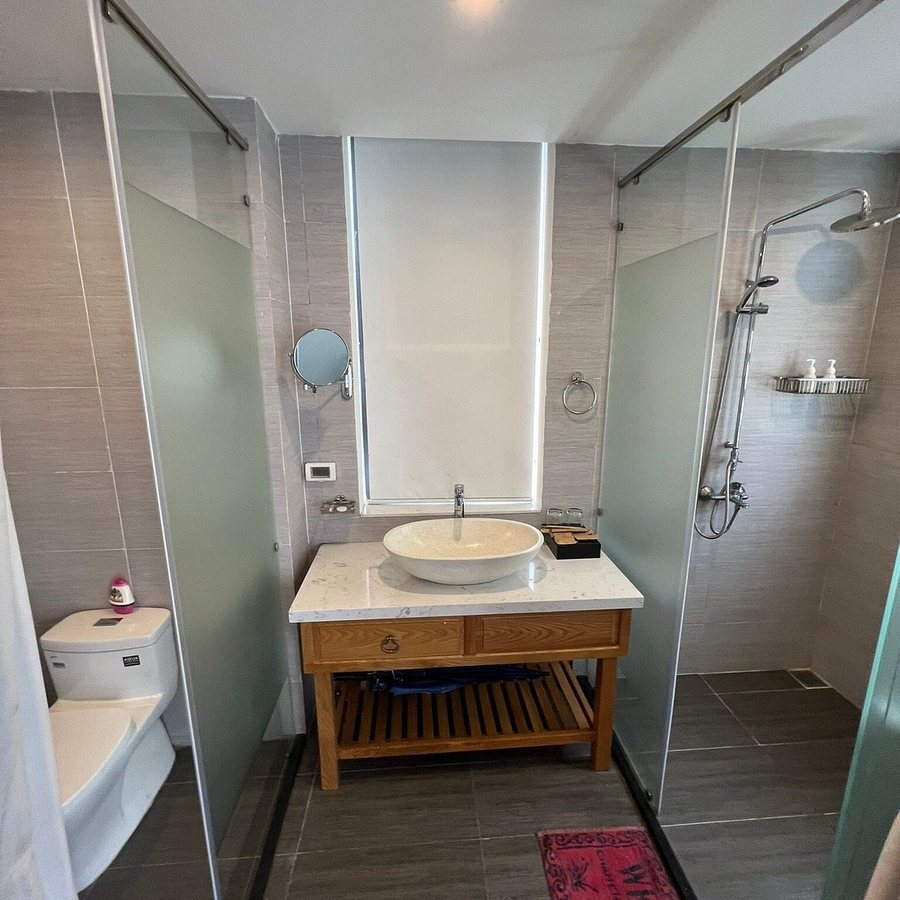 MaiChi Villa Hoi An — Bathroom
