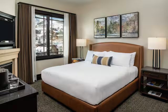 Main Sky Park City Utah — Guest room