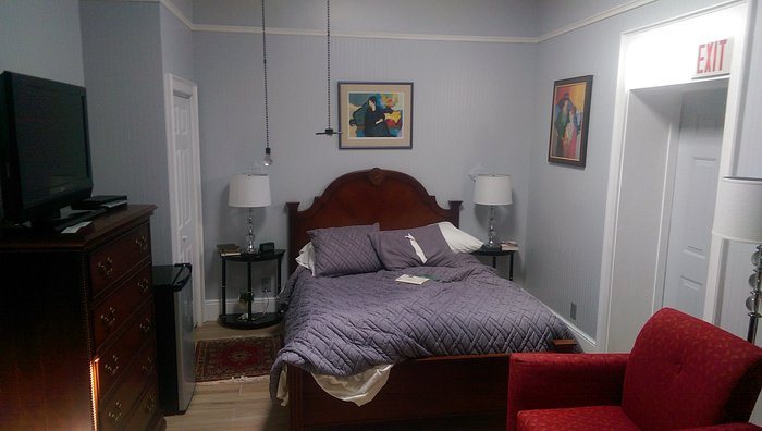 Main Street Inn B B — Guest room