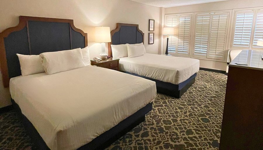 Main Street Station Casino Brewery Hotel — Guest room