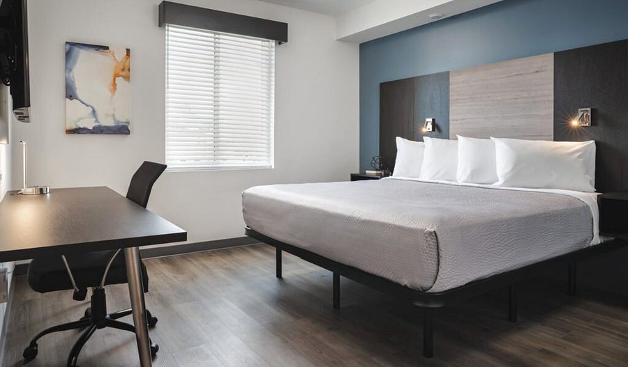 MainStay Suites Houston NASA Clear Lake — Guest room