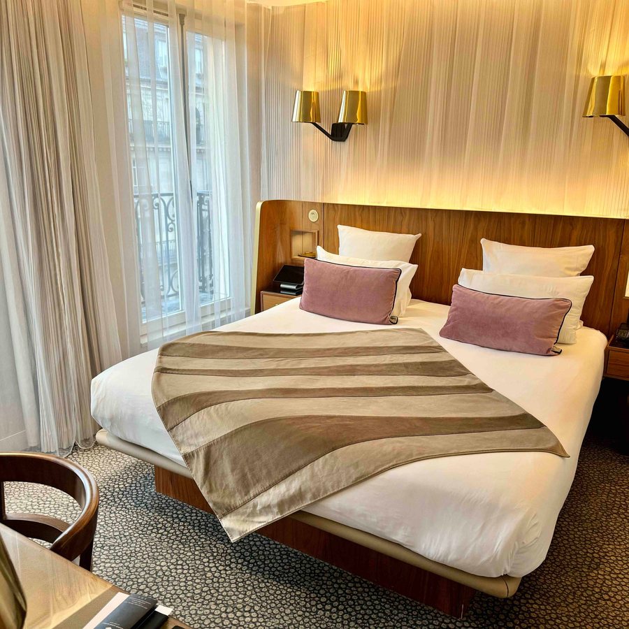 Maison Albar Le Pont Neuf — Guest room