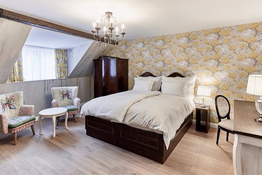 Maison Bistro Hotel — Guest room