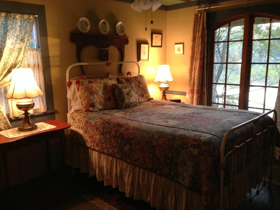 Maison Madeleine — Guest room