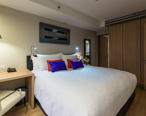 Maitria Hotel Sukhumvit 18 Bangkok A Chatrium Collection — Guest room