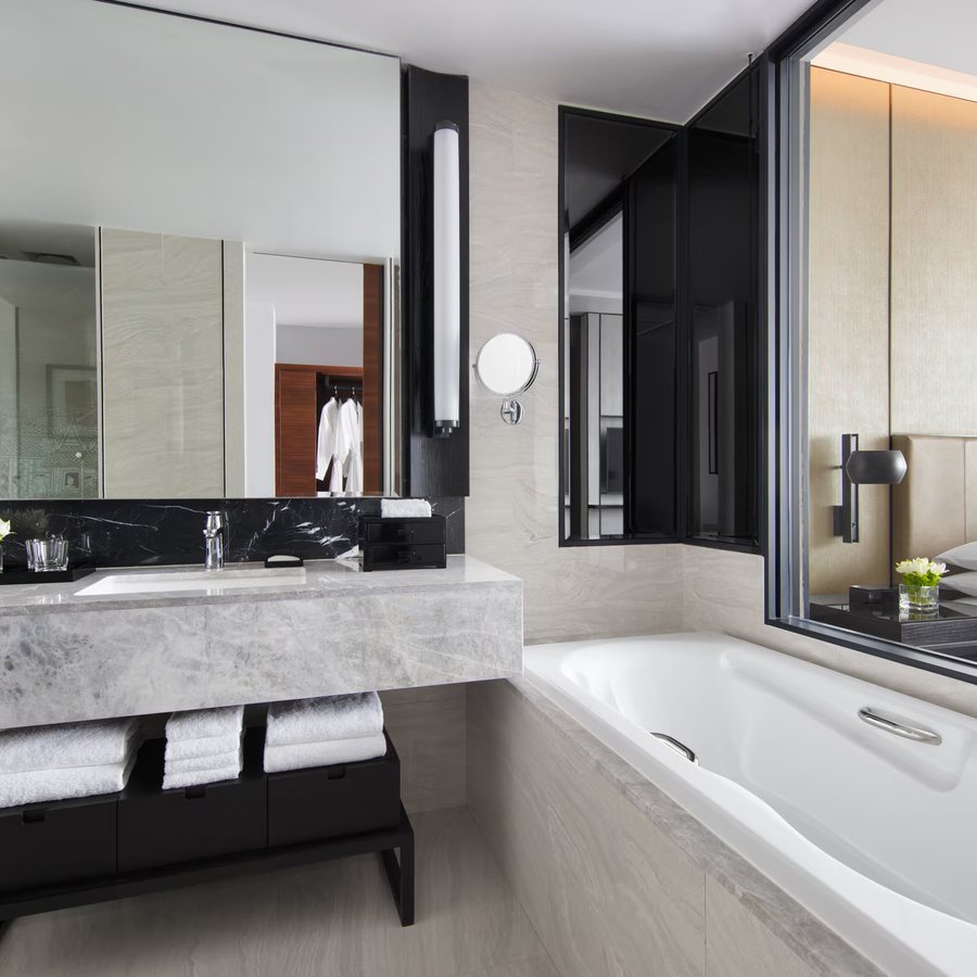 Majestic Suites — Bathroom