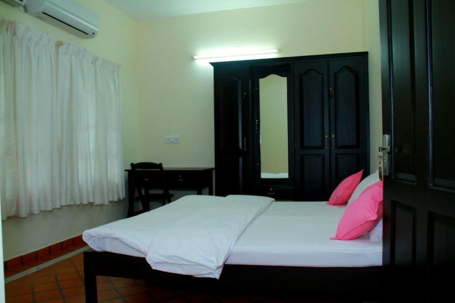 Malakkarethu House — Guest room