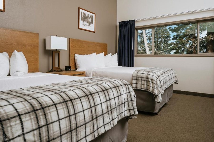 Mammoth Mountain RV Park — Guest room
