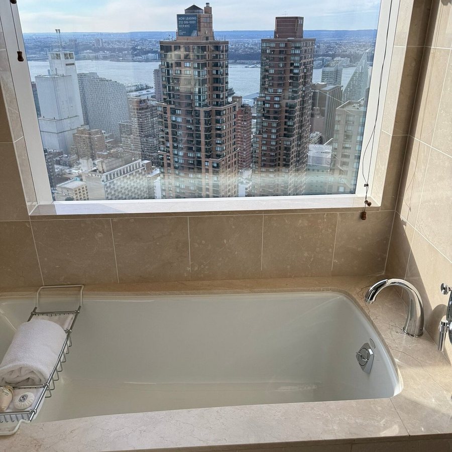 Mandarin Oriental New York New York City New York — Bathroom