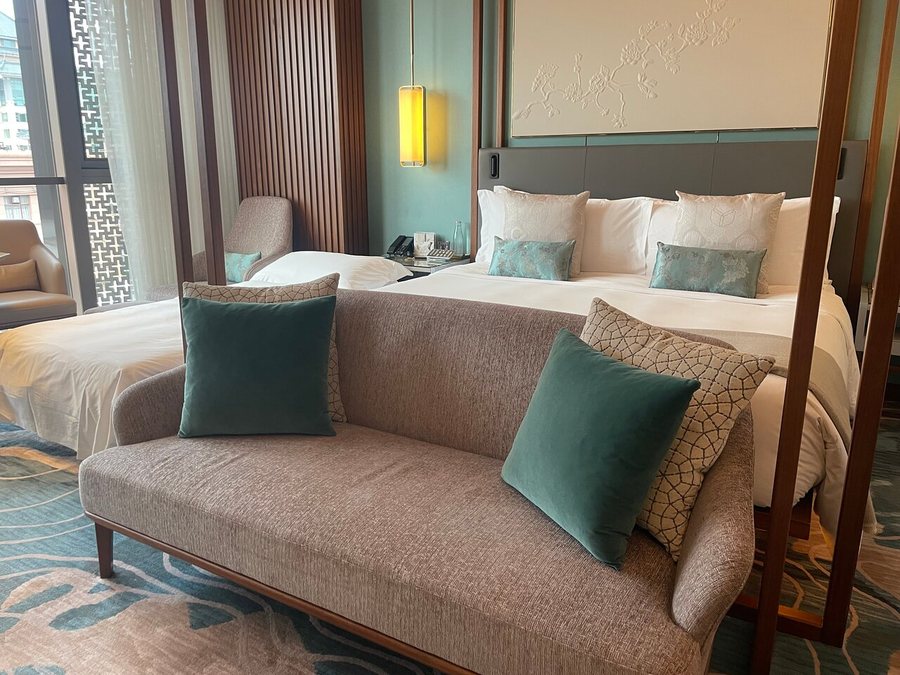 Mandarin Oriental Wangfujing Beijing — Guest room
