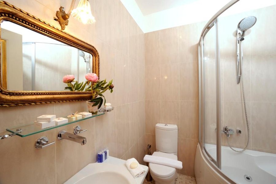 Mangana Konak Hotel Istanbul — Bathroom
