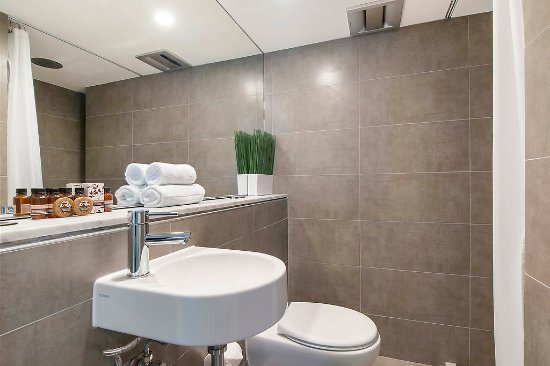Manor House Boutique Hotel Sydney — Bathroom