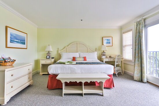 Mansion House — Guest room