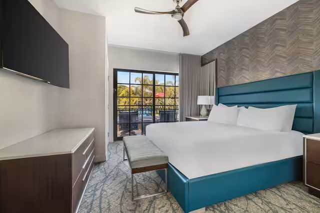 MarBrisa Carlsbad Resort — Guest room