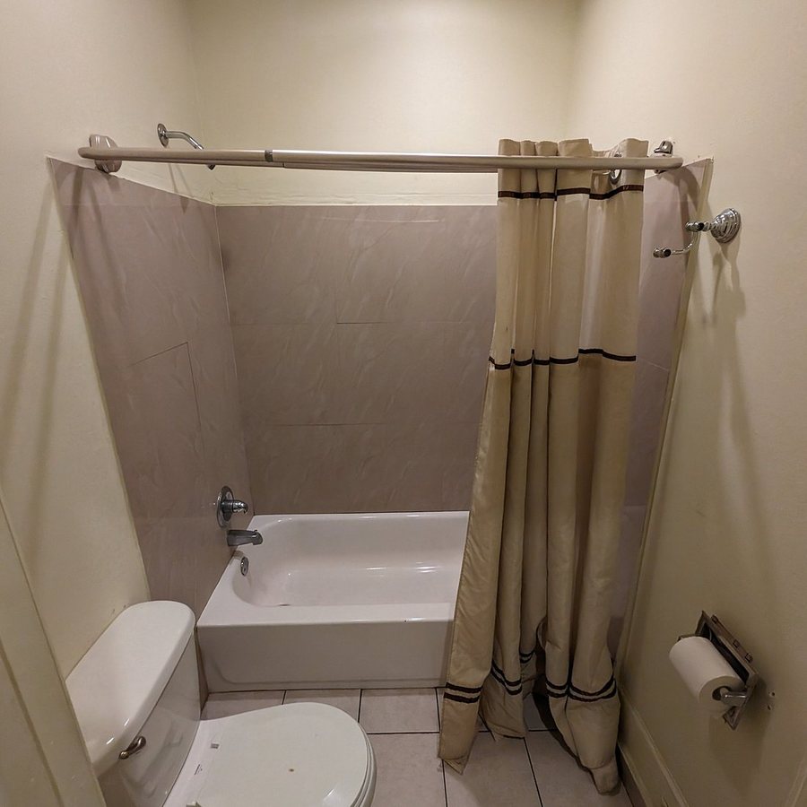 Mardi Gras RV Park — Bathroom