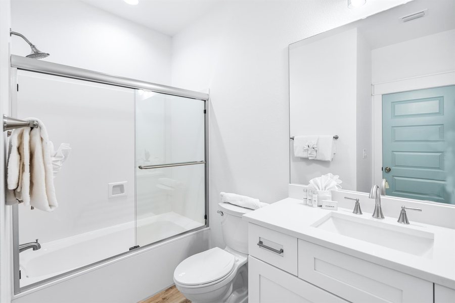 Marl Inn Bed and Breakfast — Bathroom
