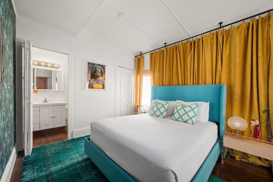 Marrero s Guest Mansion — Guest room