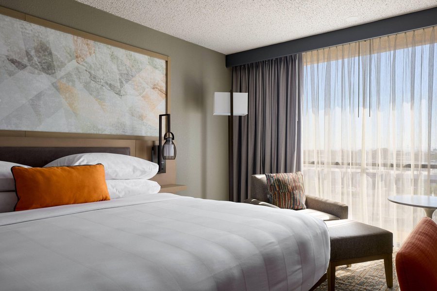 Marriott El Paso — Guest room