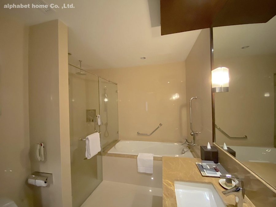 Marriott Executive Apartments Sukhumvit Park Bangkok — Bathroom