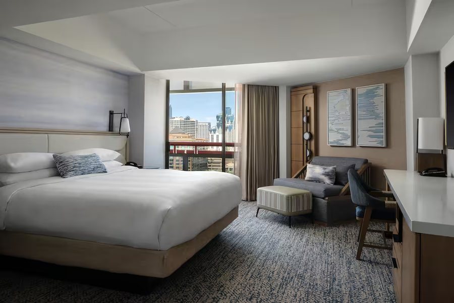 Marriott Marquis San Diego Marina — Guest room