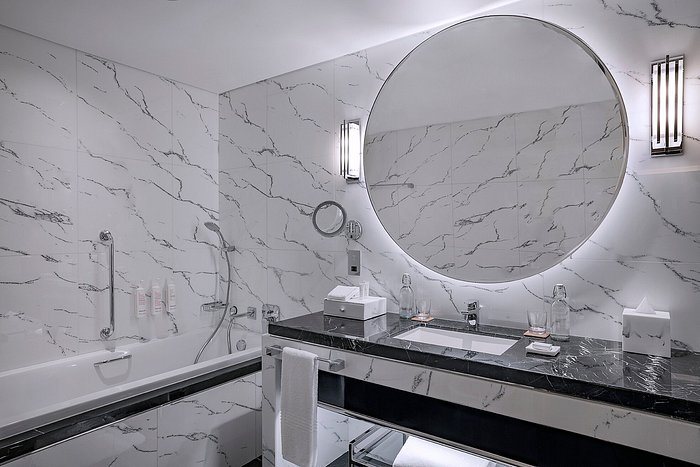 Marriott Resort Palm Jumeirah Dubai — Bathroom