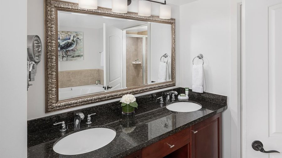 Marriott s Frenchman s Cove — Bathroom