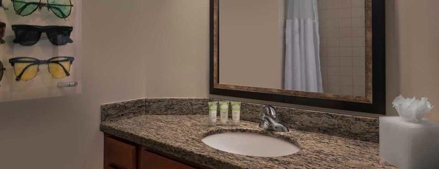 Marriott s Grande Vista — Bathroom