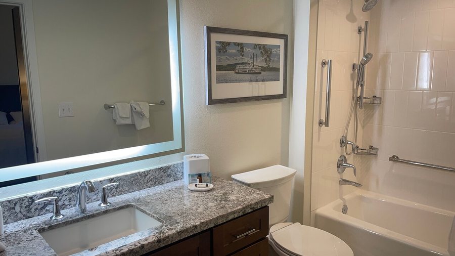 Marriott s Willow Ridge Lodge — Bathroom