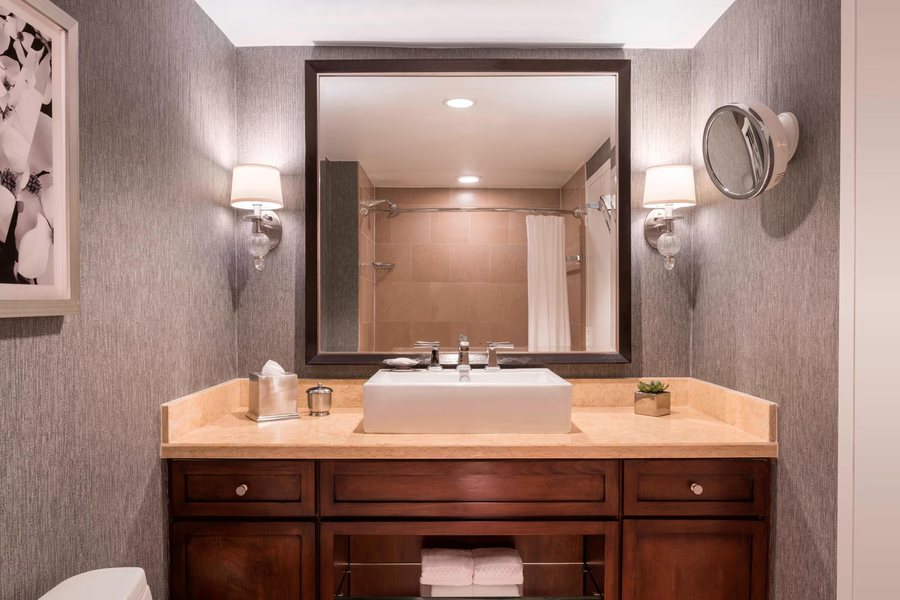 Mason Transplant Guest House — Bathroom