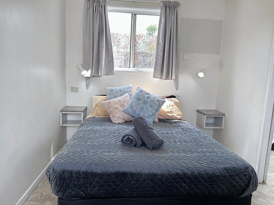 Mataranka Homestead — Guest room